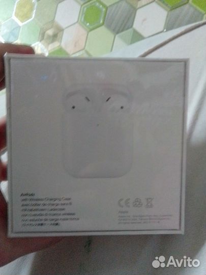 Наушники airpods новые,упакованные