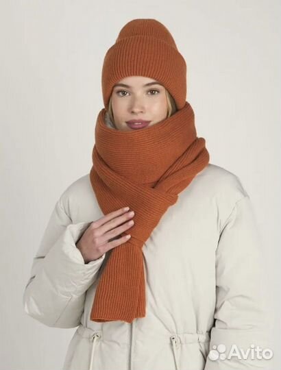 Комплект шапка и шарф женские
