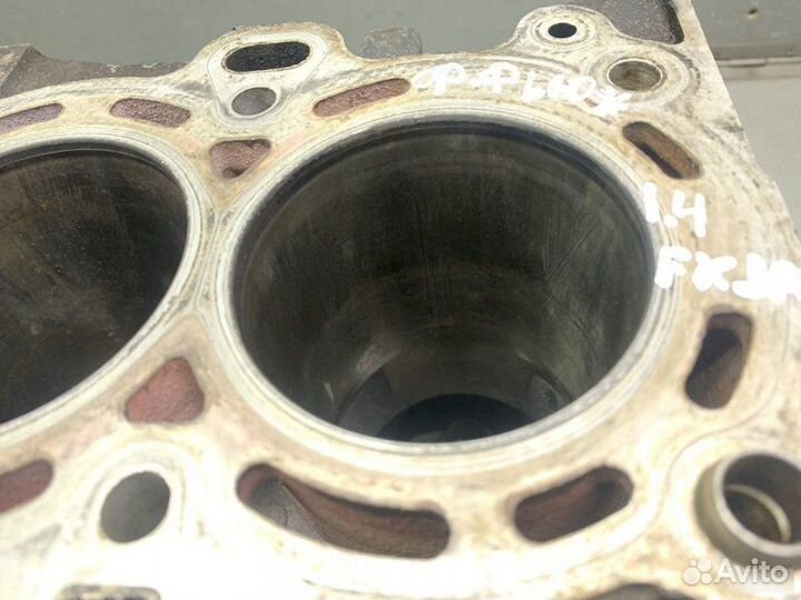 Блок двигателя Ford Fusion 1.4 fxja