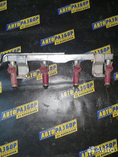 Форсунка топливная Mazda 3 Bk