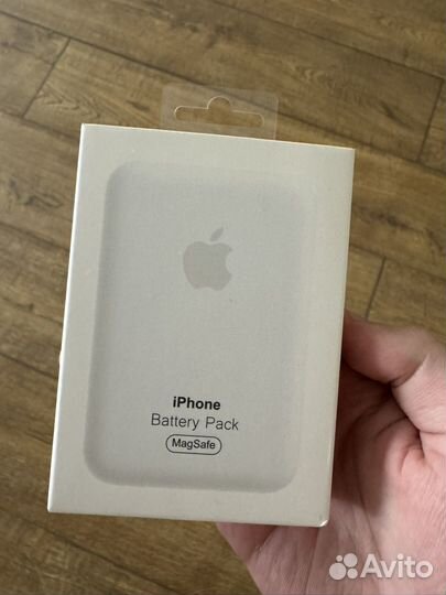 iPhone battery pack magsafe