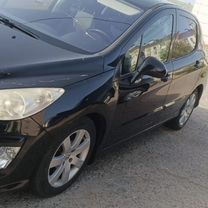 Peugeot 308 1.6 AT, 2011, 184 000 км, с пробегом, цена 450 000 руб.