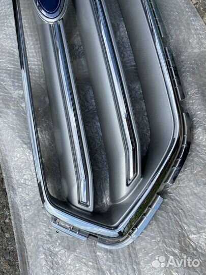 Решетка радиатора Ford Kuga 2 рестайлинг