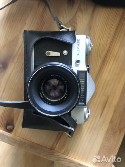 Плёночный фотоаппарат zenit E