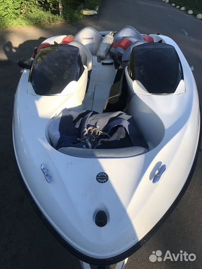 Водометный катер Sea-Doo Speedster 240efi