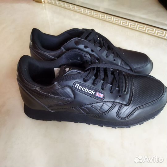 Кроссовки reebok женские 37