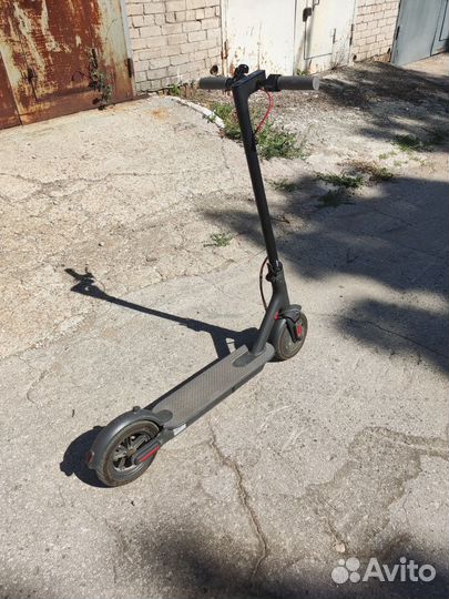 Электросамокат xiaomi