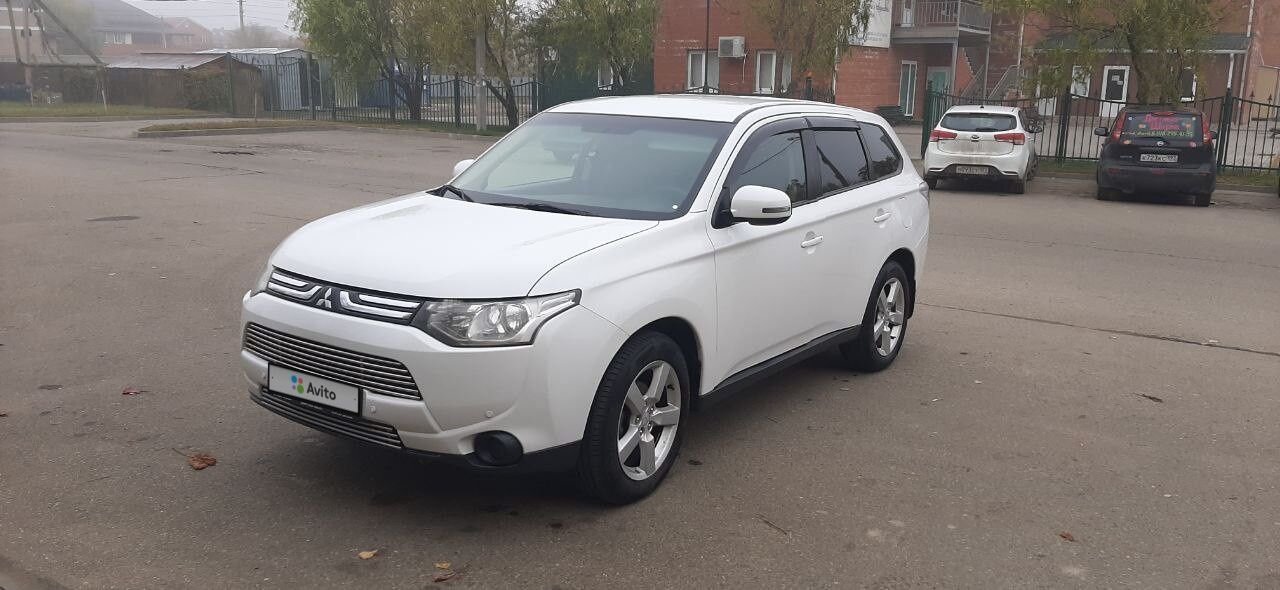 Mitsubishi Outlander: фото владельца