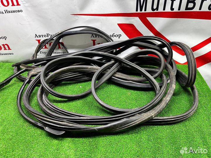 Уплотнитель двери проем Opel Vectra B Вектра