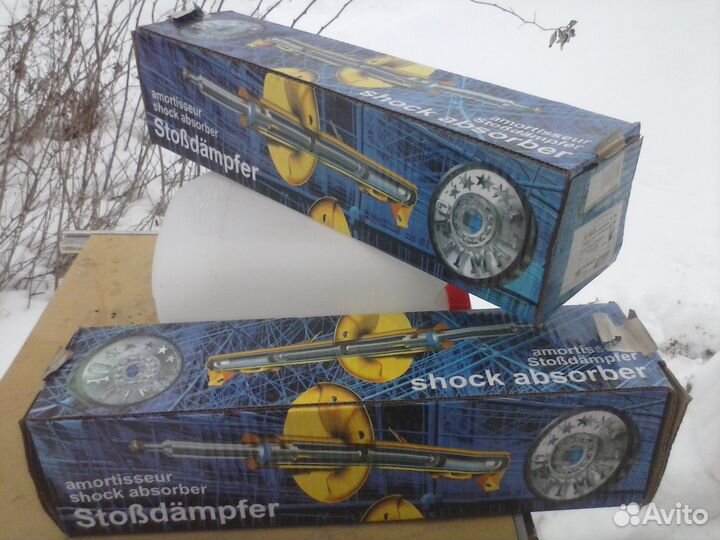 Стойка амортизатора