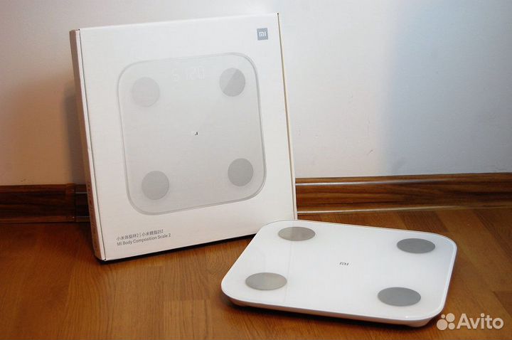 Умные весы Xiaomi Mi Body Composition Scale
