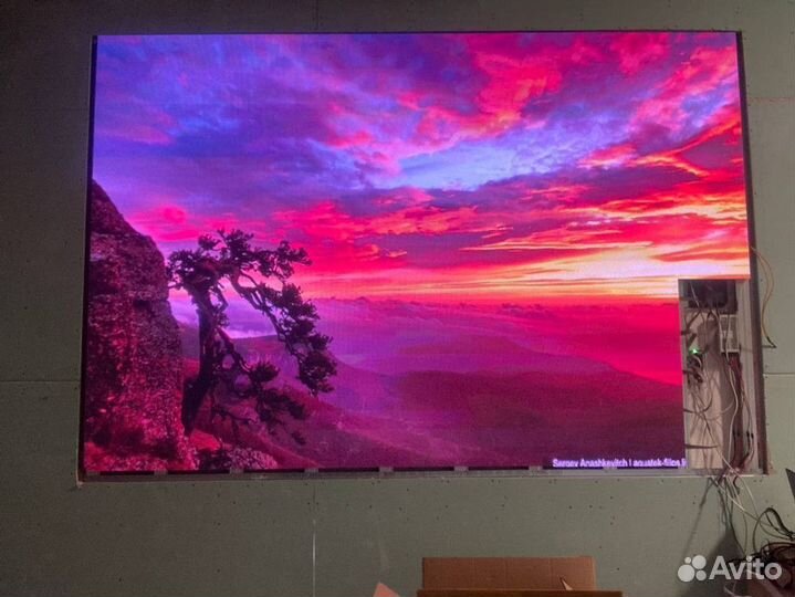 Светодиодный LED экран / Светодиодная панель