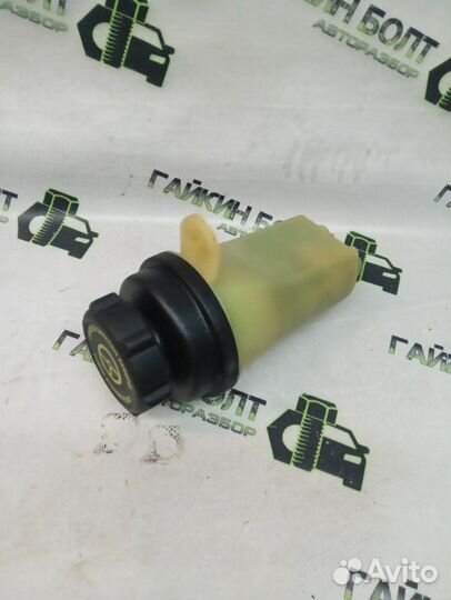 Бачок гидроусилителя руля Ford Focus хэтчбек 5дв