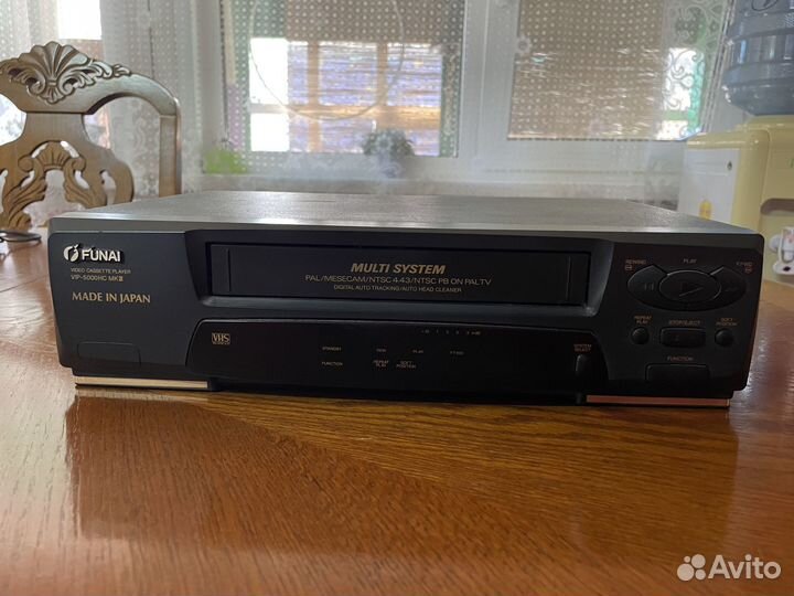 Dvd плеер и видео-кассетник