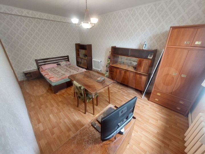 2-к. квартира, 60 м², 3/3 эт.