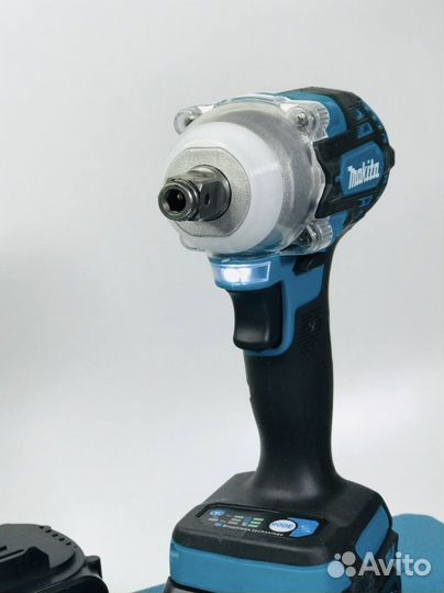 Гайковерт аккумуляторный makita 285Nm art.126