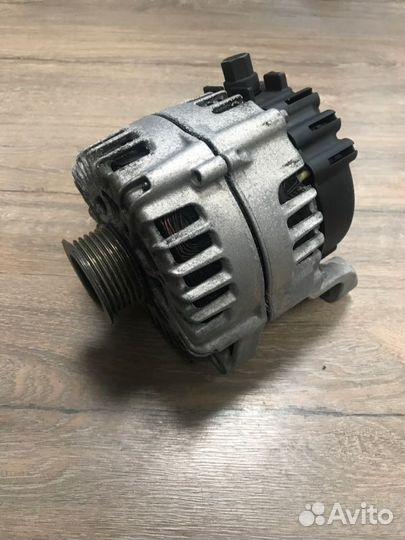 Генератор Bmw X3 2.0D E83 N47 2009