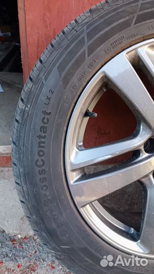Continental CrossContact LX 215/60 R17