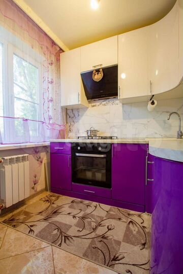 4-к. квартира, 80 м², 2/5 эт.