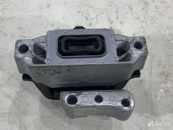 Подушка двигателя правая Мitsubishi Оutlаndеr