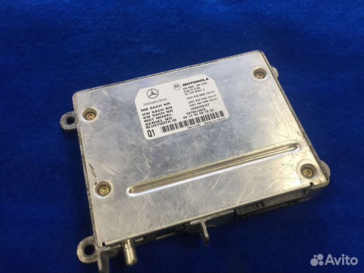 Mercedes A2218708685 бу телефоном