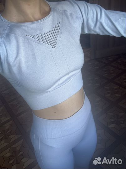 Спортивный костюм