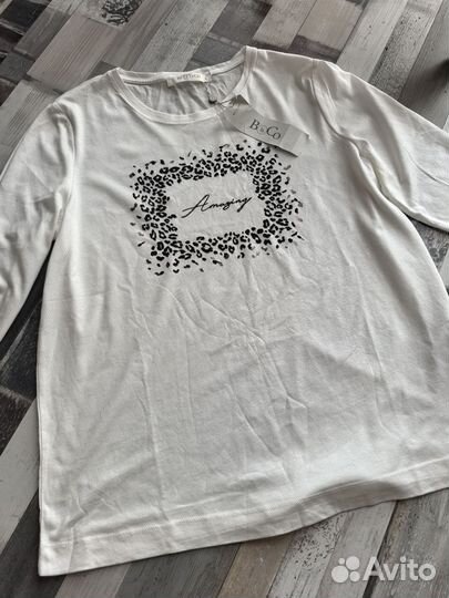 Футболка Betty & Co