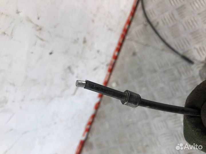 Замок капота Лада Ларгус