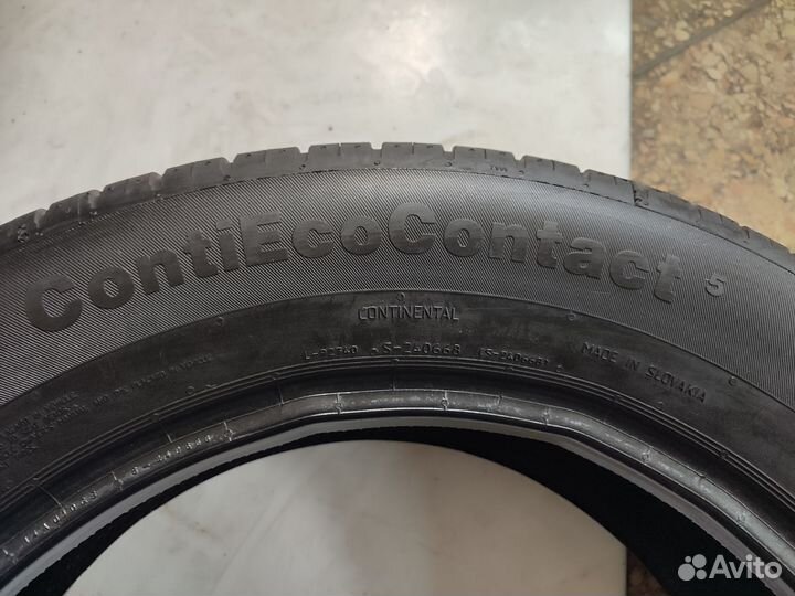 Continental ContiEcoContact 5 215/60 R17 96H