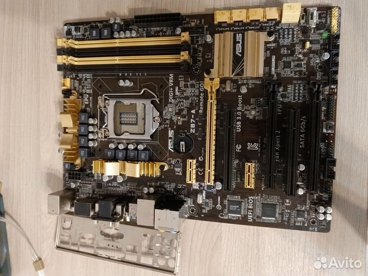 Материнская плата Z87-A Неисправная