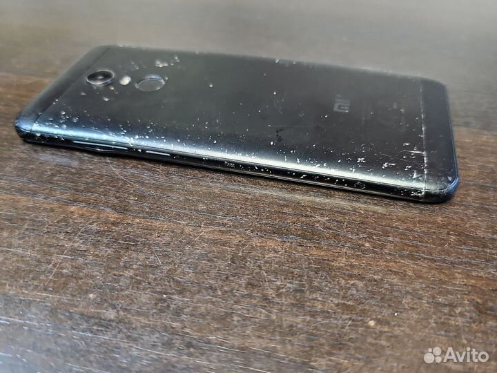 Xiaomi Redmi 5 Plus, 3/32 ГБ