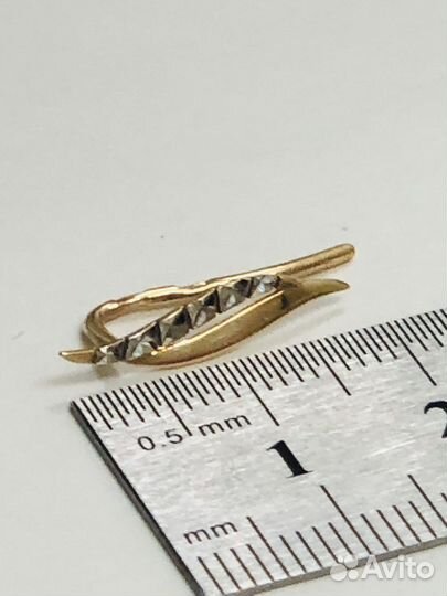 Золотые серьги