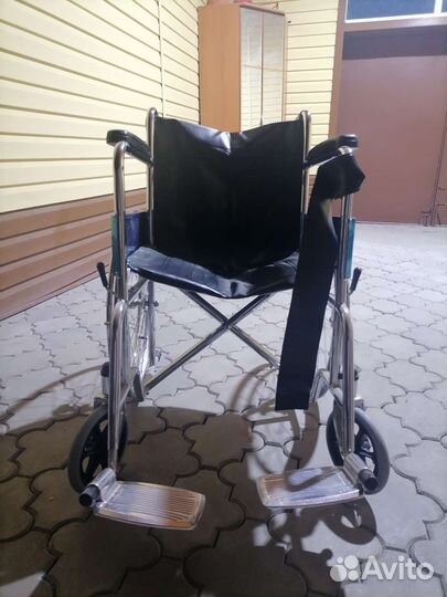 Инвалидная коляска