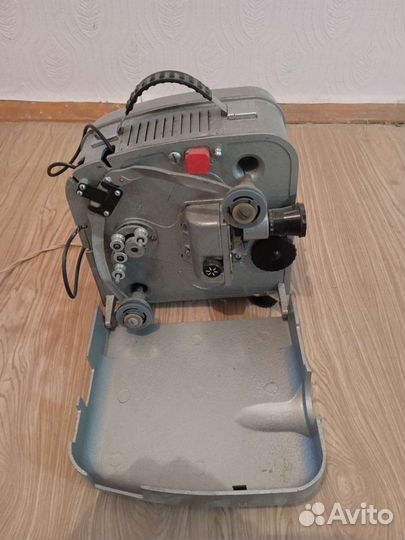 Кинопроектор СССР