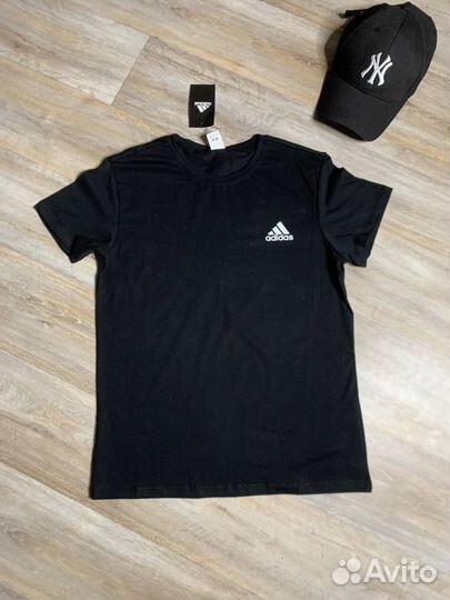 Футболка adidas мужская