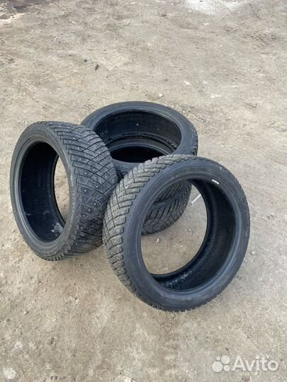 Goodyear UltraGrip Ice WRT 225/45 R18
