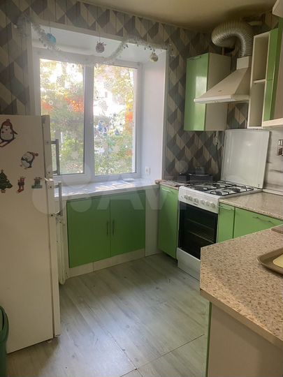 2-к. квартира, 42,6 м², 1/4 эт.