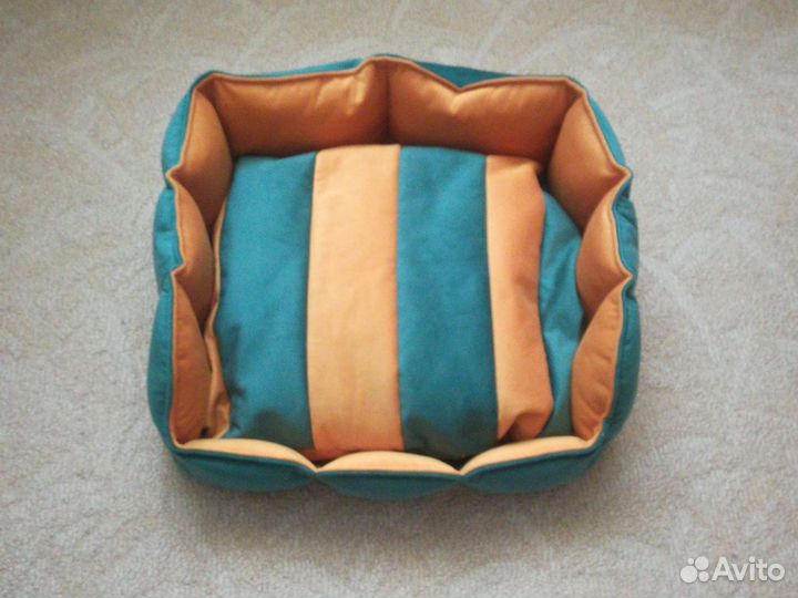 Лежанка для кошек