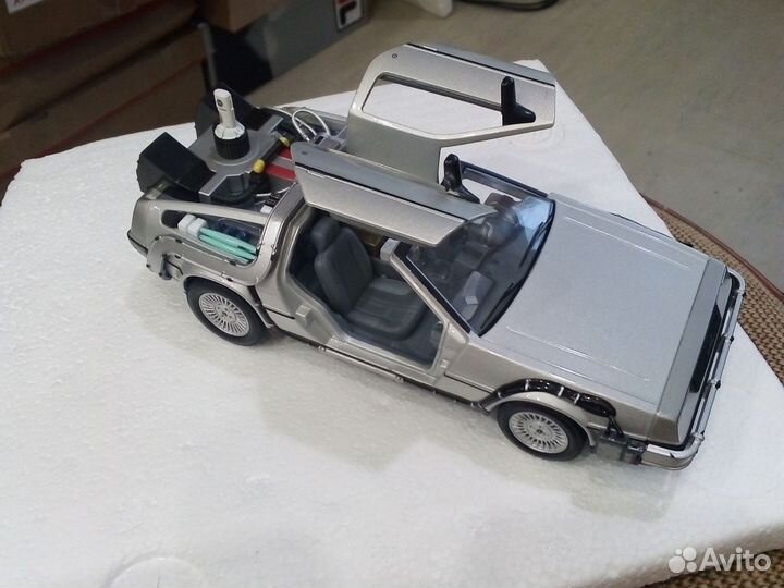 Модели автомобилей 1 24