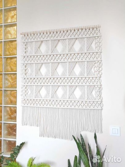 Дизайнерское панно в технике макраме