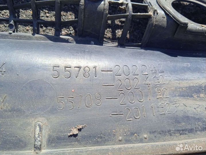 Жабо Toyota Celica t18