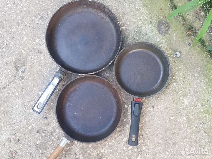 Сковородка чугунная,алюминиевая