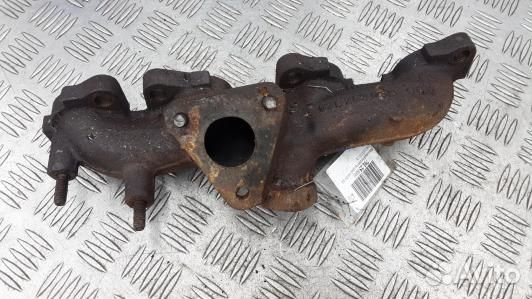 Выпускной коллектор дизельный audi A4 B8 (79L25BJ0