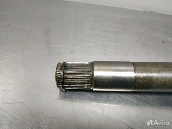 Привод передний правый Jeep Grand Cherokee WK2