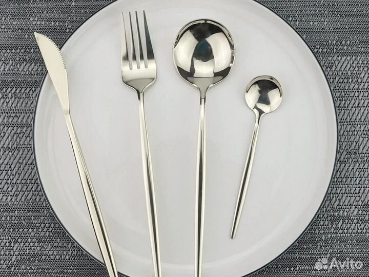 Набор столовых приборов