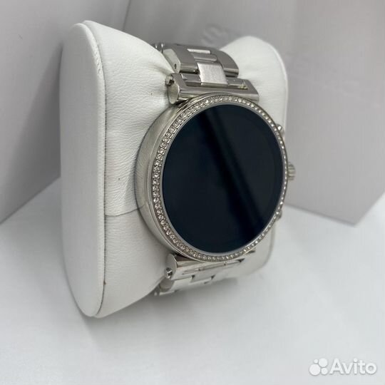 Смарт часы Michael Kors DW7M2 Серебро со стразами