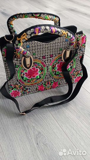 Cумка женская с вышивкой