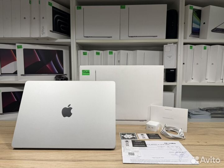 MacBook Air 15 M3 8gb 512gb акб 100 процентов