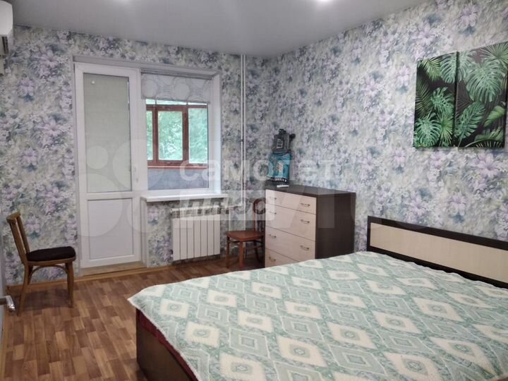 2-к. квартира, 50 м², 1/9 эт.