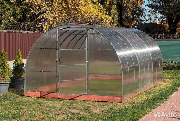 Теплица из поликарбоната